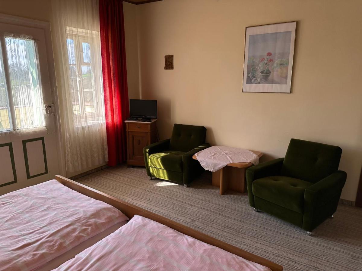 Gaestehaus Gut Frauendorf * Windorf (Passau)